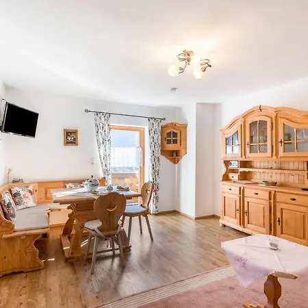 Rosenquarz Apartment *
