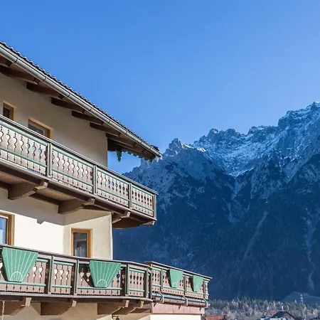 Rosenquarz Appartement Mittenwald